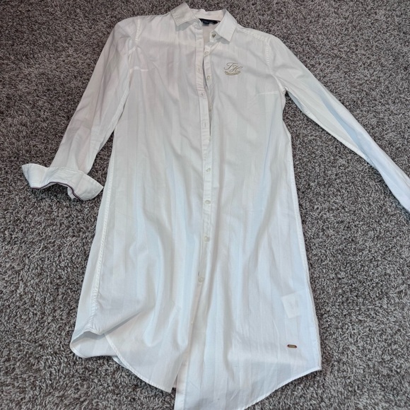 Tommy Hilfiger Tops - Tommy Hilfiger White Tunic Button Down Shirt